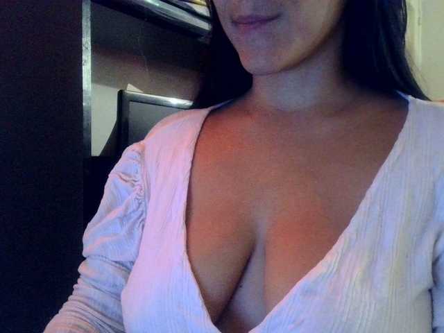 Sofiabrunni live webcam show