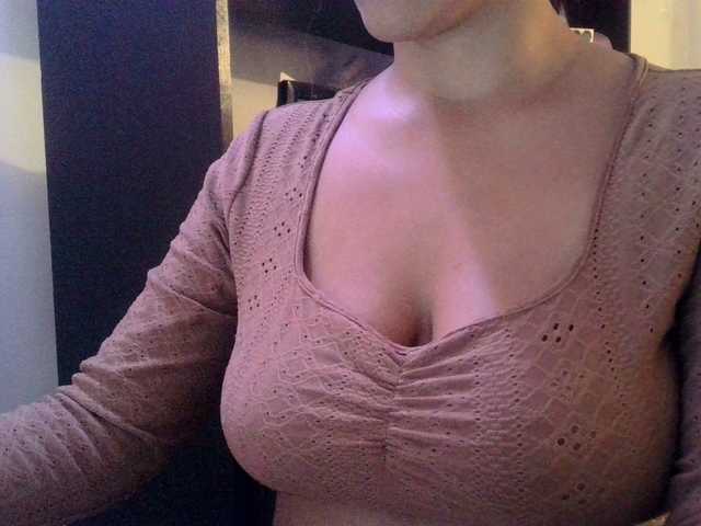 Sofiabrunni live webcam show