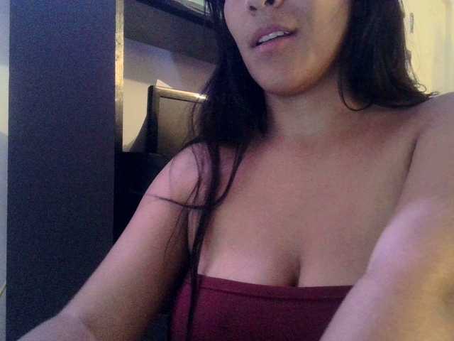 Sofiabrunni live webcam show
