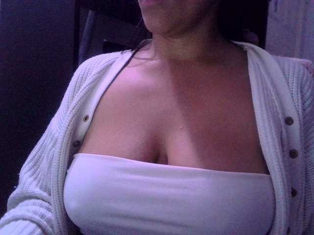 Sofiabrunni Live Cam on BongaCams
