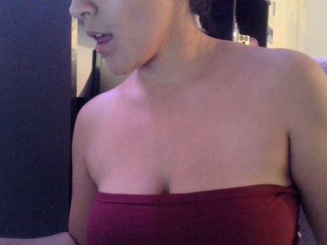 Sofiabrunni live cam on BongaCams