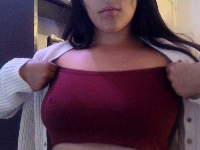 Sofiabrunni live webcam show