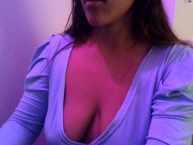 Sofiabrunni live cam on BongaCams