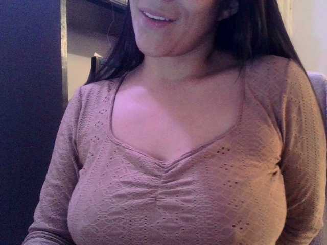 Sofiabrunni live webcam show