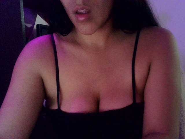 Sofiabrunni live cam on BongaCams