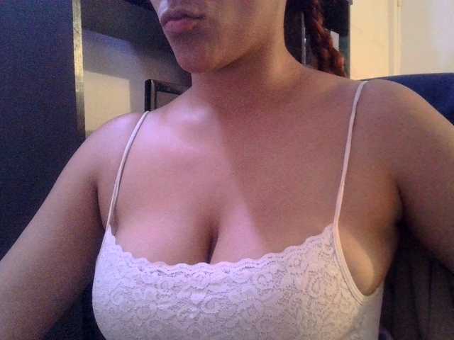 Sofiabrunni live cam on BongaCams