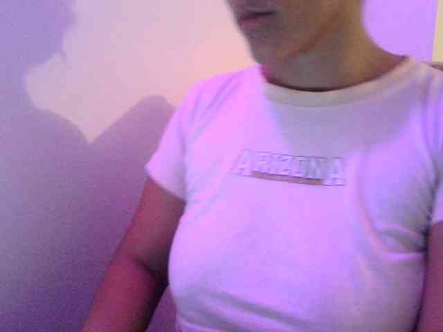 sofiabrunni's live room