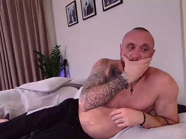 Vik1One1