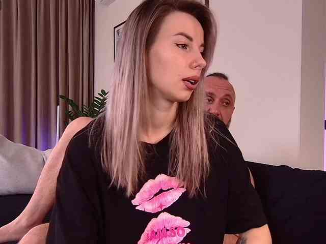 Vik1One1 Sex Cam Show