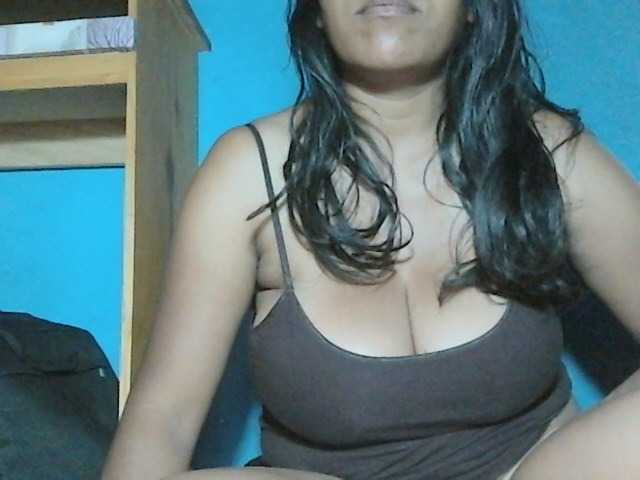 MIRANDAW live cam