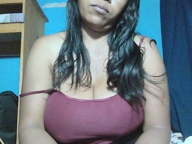 MIRANDAW live cam