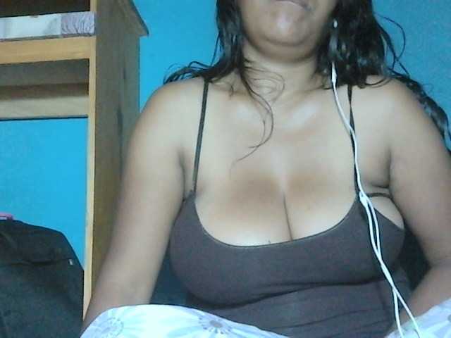 MIRANDAW live cam