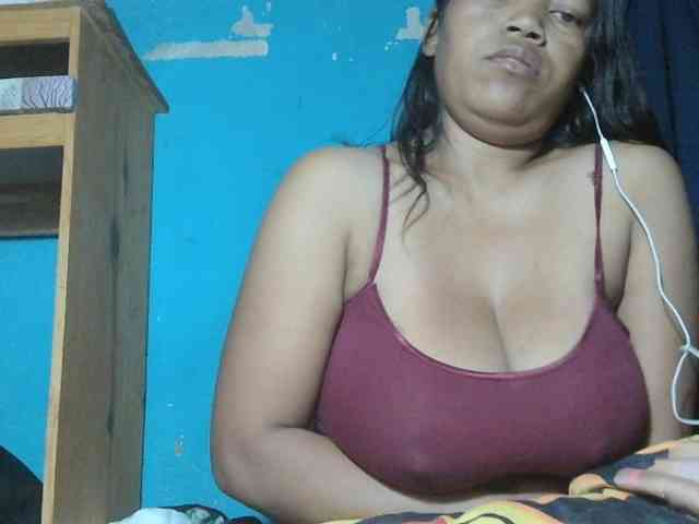 MIRANDAW webcam