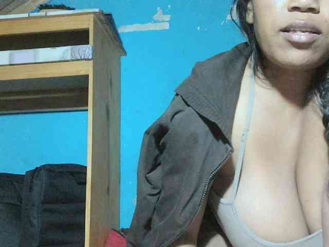 MIRANDAW webcam
