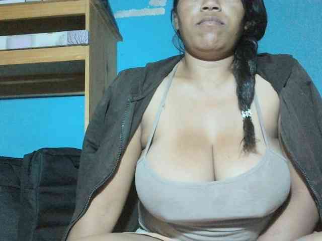 MIRANDAW webcam