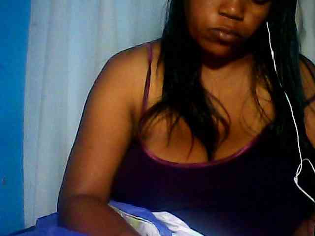 MIRANDAW Live Webcam on BongaCams
