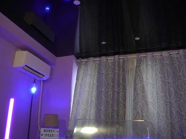 mandypeas live cam on BongaCams