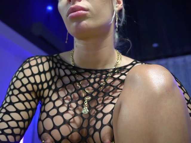 mandypeas live cam on BongaCams