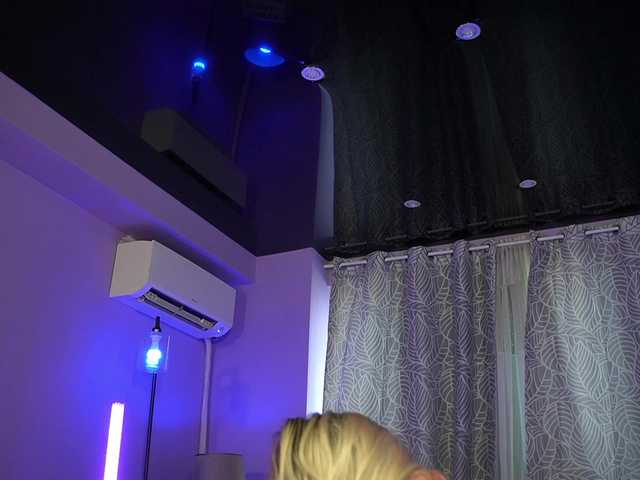 mandypeas live cam on BongaCams