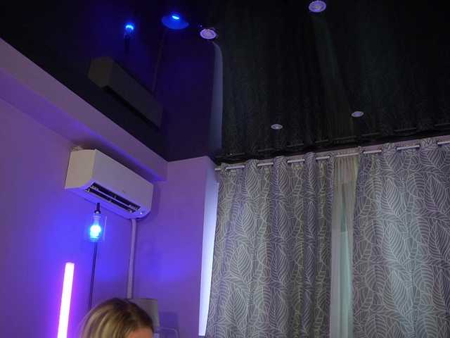 mandypeas live cam on BongaCams