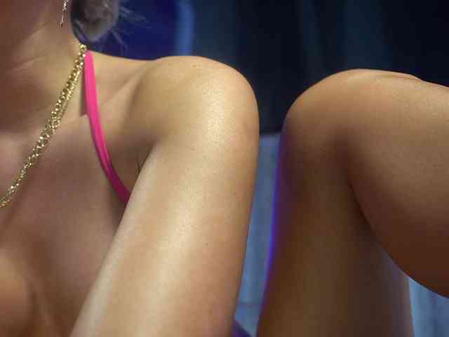 MandyPeas webcam