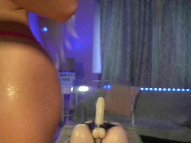 MandyPeas webcam
