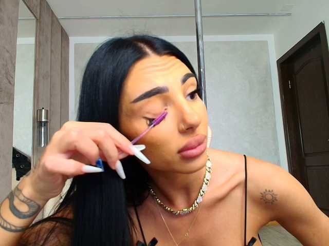 BritneyCharm live cam on BongaCams
