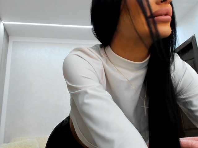 BritneyCharm live cam on BongaCams