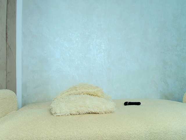 BritneyCharm live cam on BongaCams