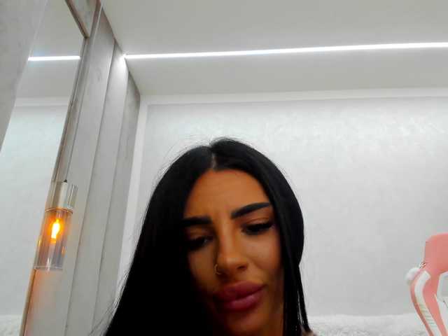 BritneyCharm live cam on BongaCams