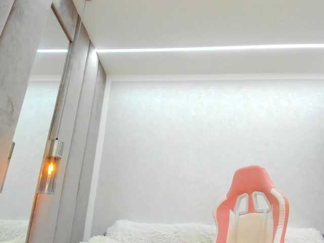 BritneyCharm live cam on BongaCams