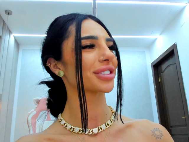 BritneyCharm live cam on BongaCams