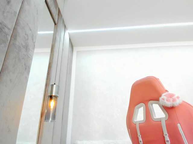 BritneyCharm live cam on BongaCams