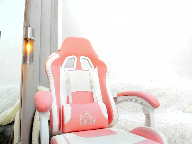 BritneyCharm live cam on BongaCams