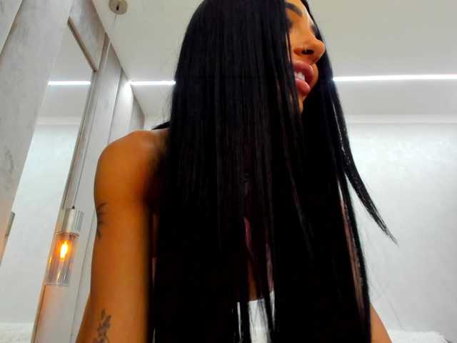 BritneyCharm live cam on BongaCams