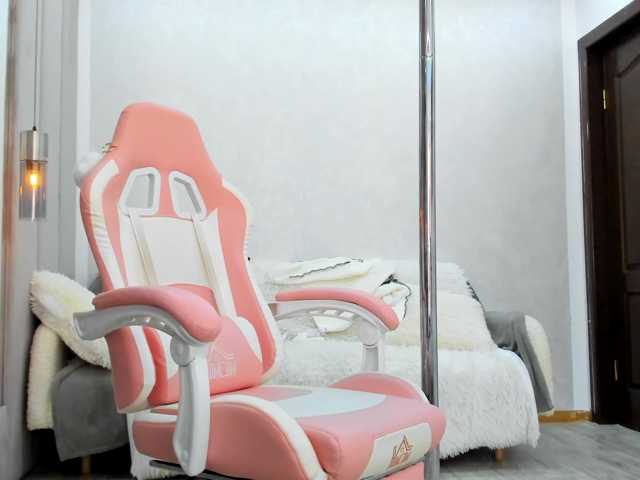 BritneyCharm live cam on BongaCams