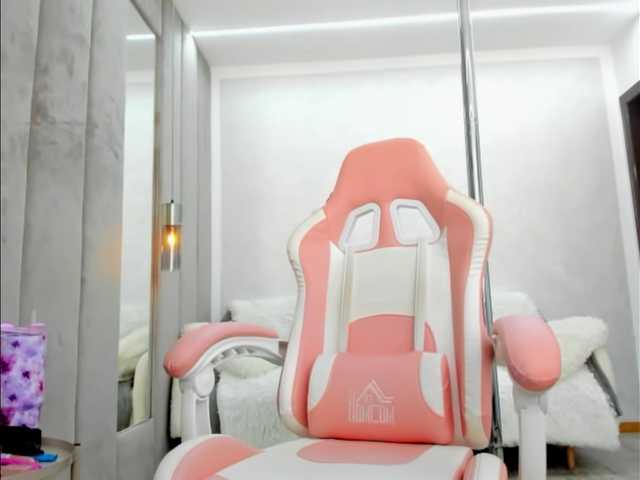 BritneyCharm live cam on BongaCams