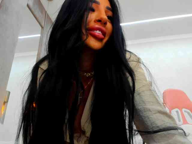 Modelo: BritneyCharm