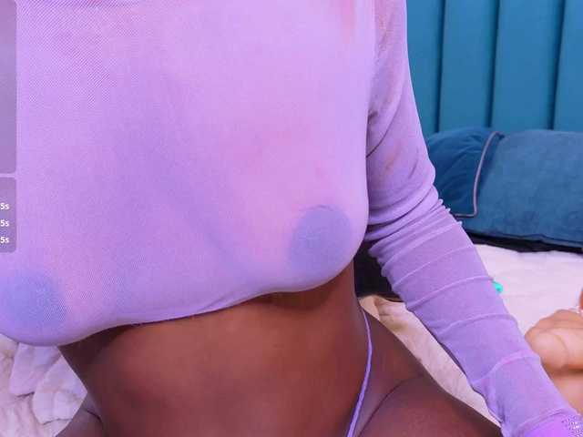 LinsyAdams live cam on BongaCams