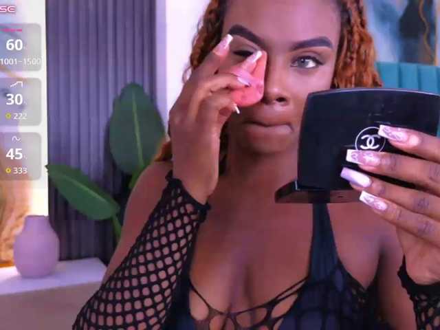 LinsyAdams live cam on BongaCams