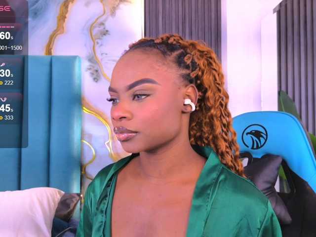 LinsyAdams live cam on BongaCams