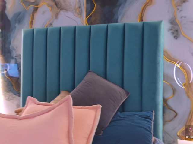 LinsyAdams live cam on BongaCams