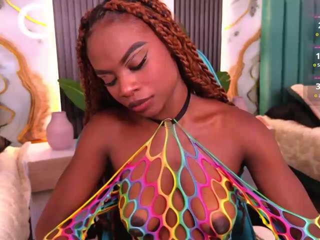 LinsyAdams live cam on BongaCams