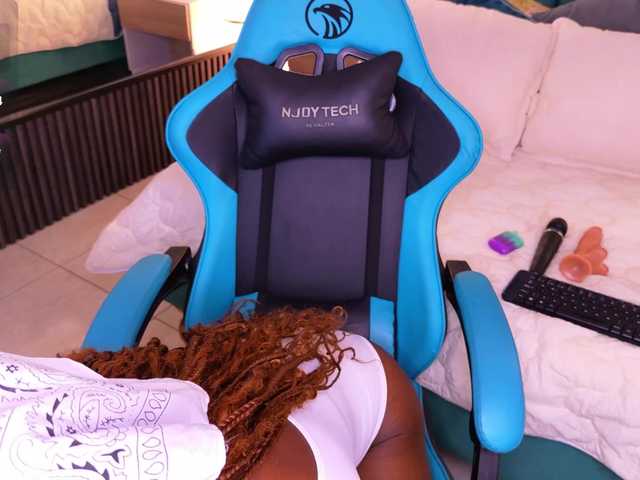 LinsyAdams