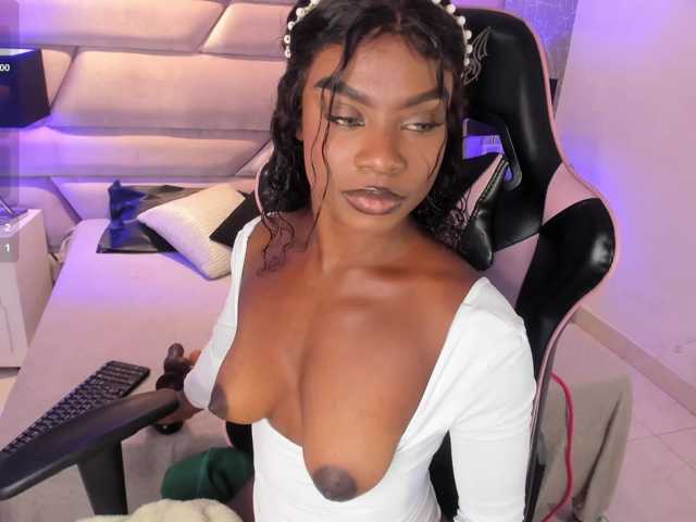LinsyAdams