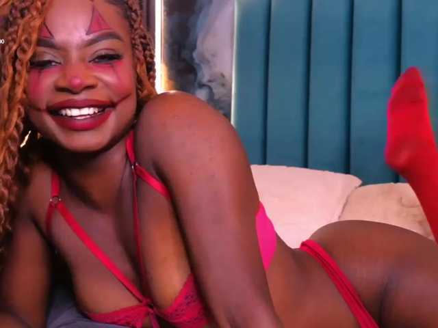 LinsyAdams live cam on BongaCams