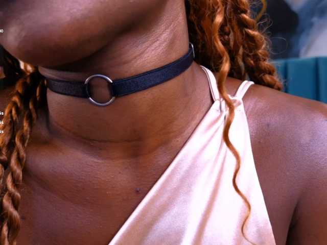 LinsyAdams live cam on BongaCams