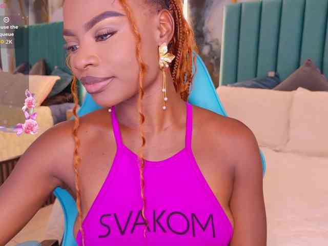 LinsyAdams webcam