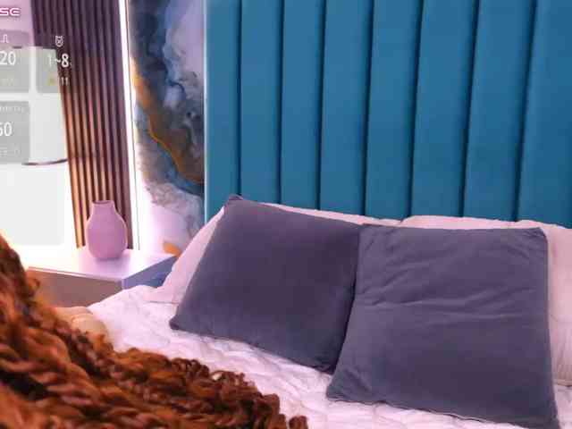 LinsyAdams webcam