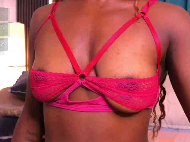 Modelo: LinsyAdams